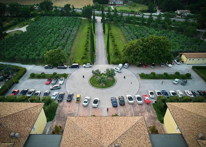 Delfina Palace Hotel