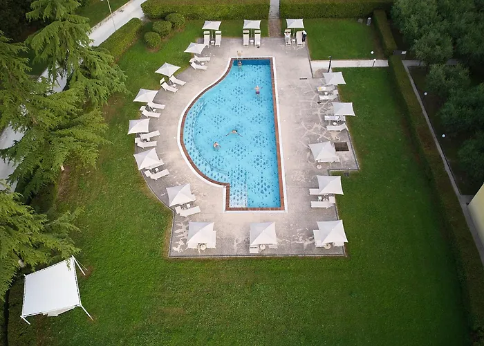 Delfina Palace Hotel